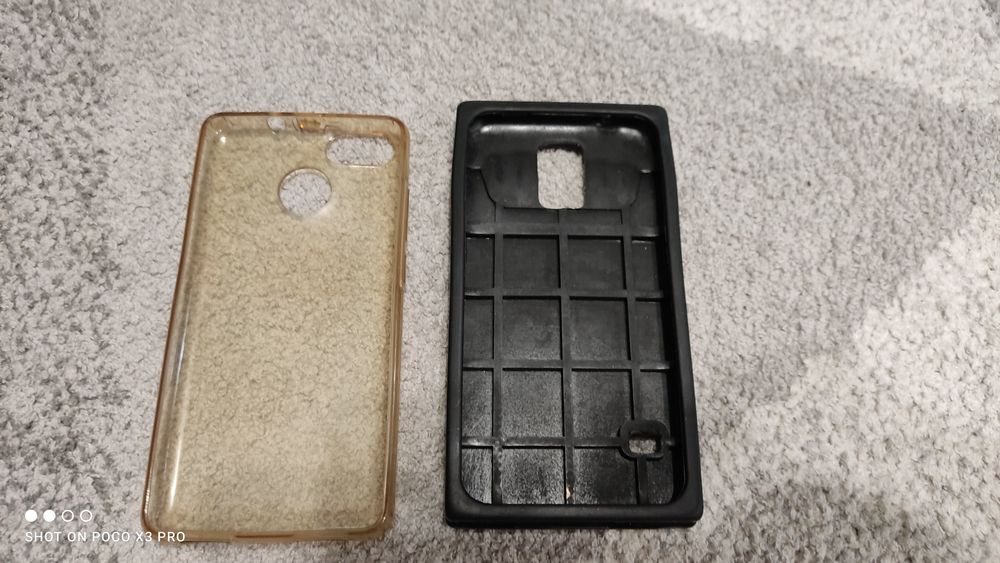 Etui na telefon Chanel stan bardzo dobry