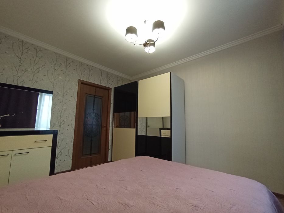 Здам в довгострокову оренду 2-х к.квартиру на Семена Палія.