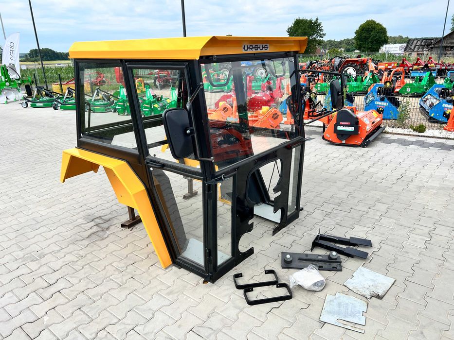 Kabina ciągnikowa Ursus C330 C360 MF235 MF255 T25 +wycieraczka --RATY-