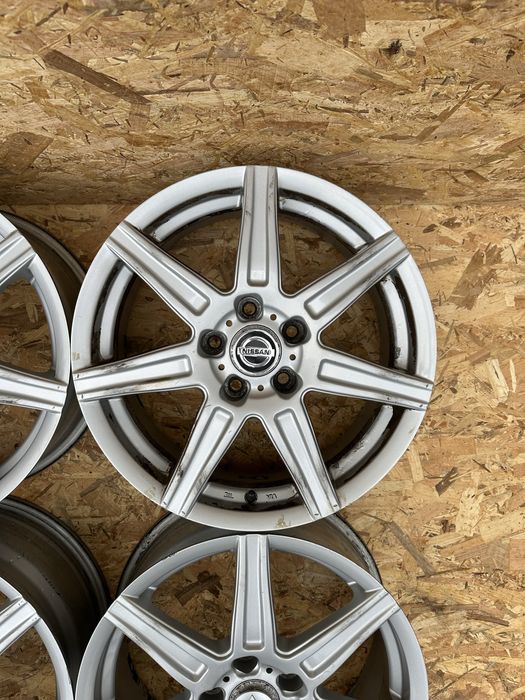 Диски5/114.3 R17 ET48.5 ЦО(діа)67.1 титани диски