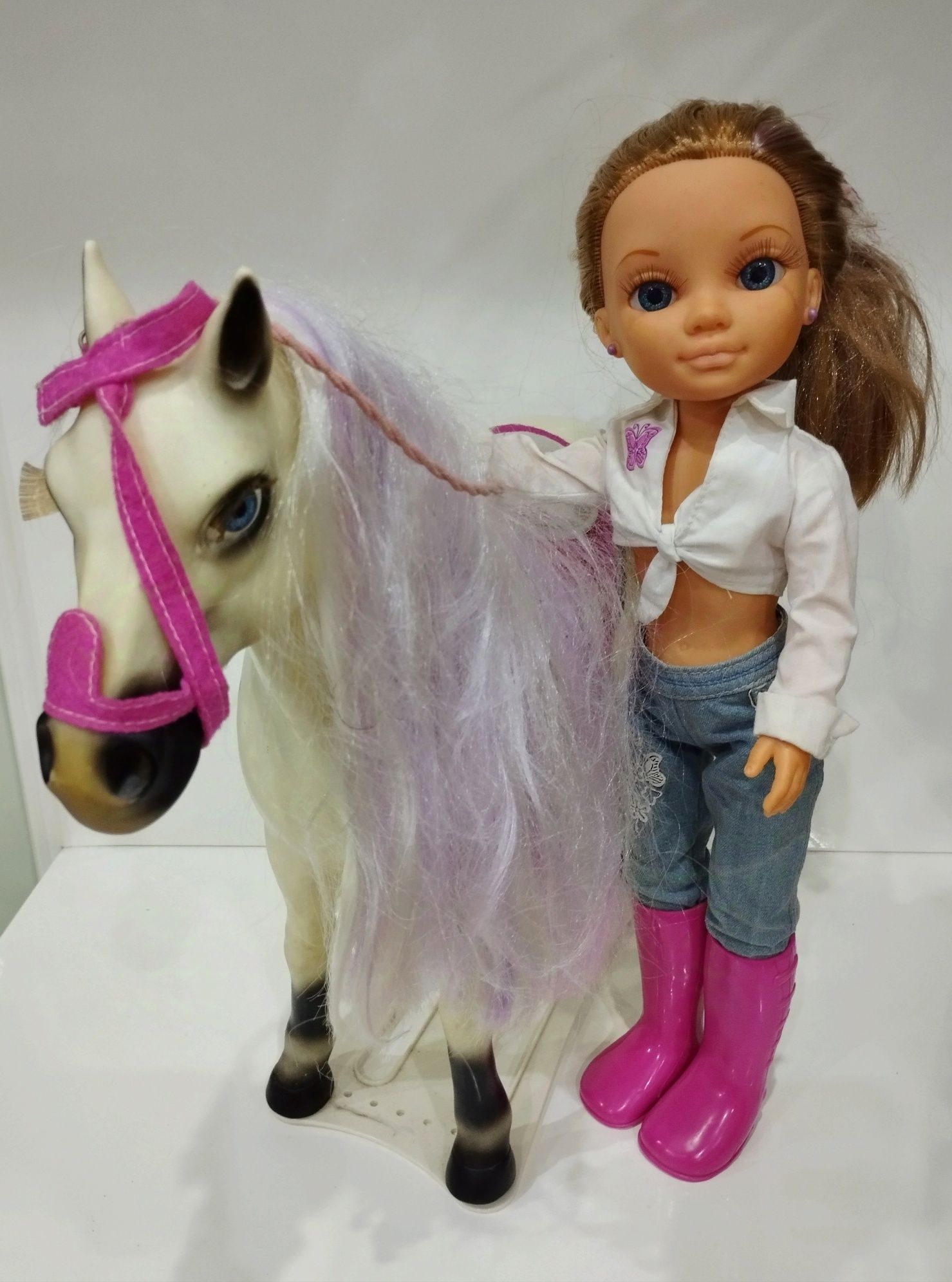 Boneca Nancy + Cavalo