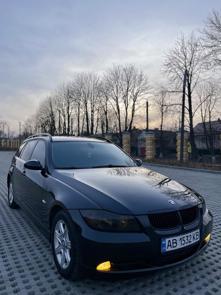 Продам BMW E91 320i газ/бенз