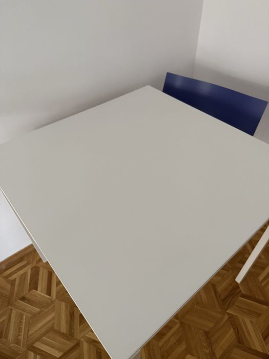 Biał stół jadalnia 75x75 cm rezerwacja