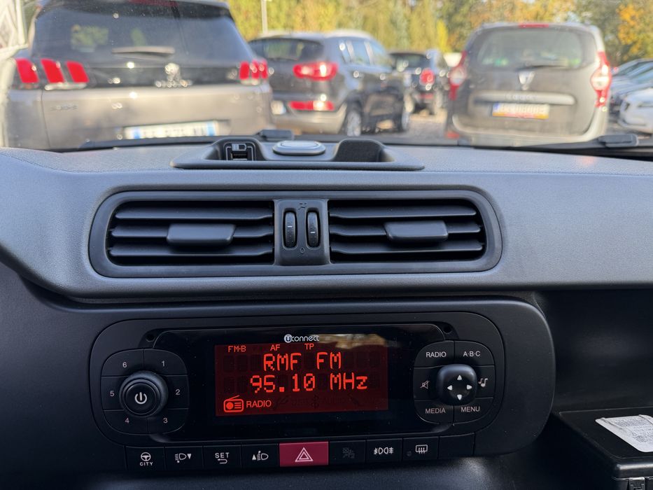 Fiat Panda 1.2 benzyna 2017r Bogata wersja Dwa lata gwarancji Gethelp