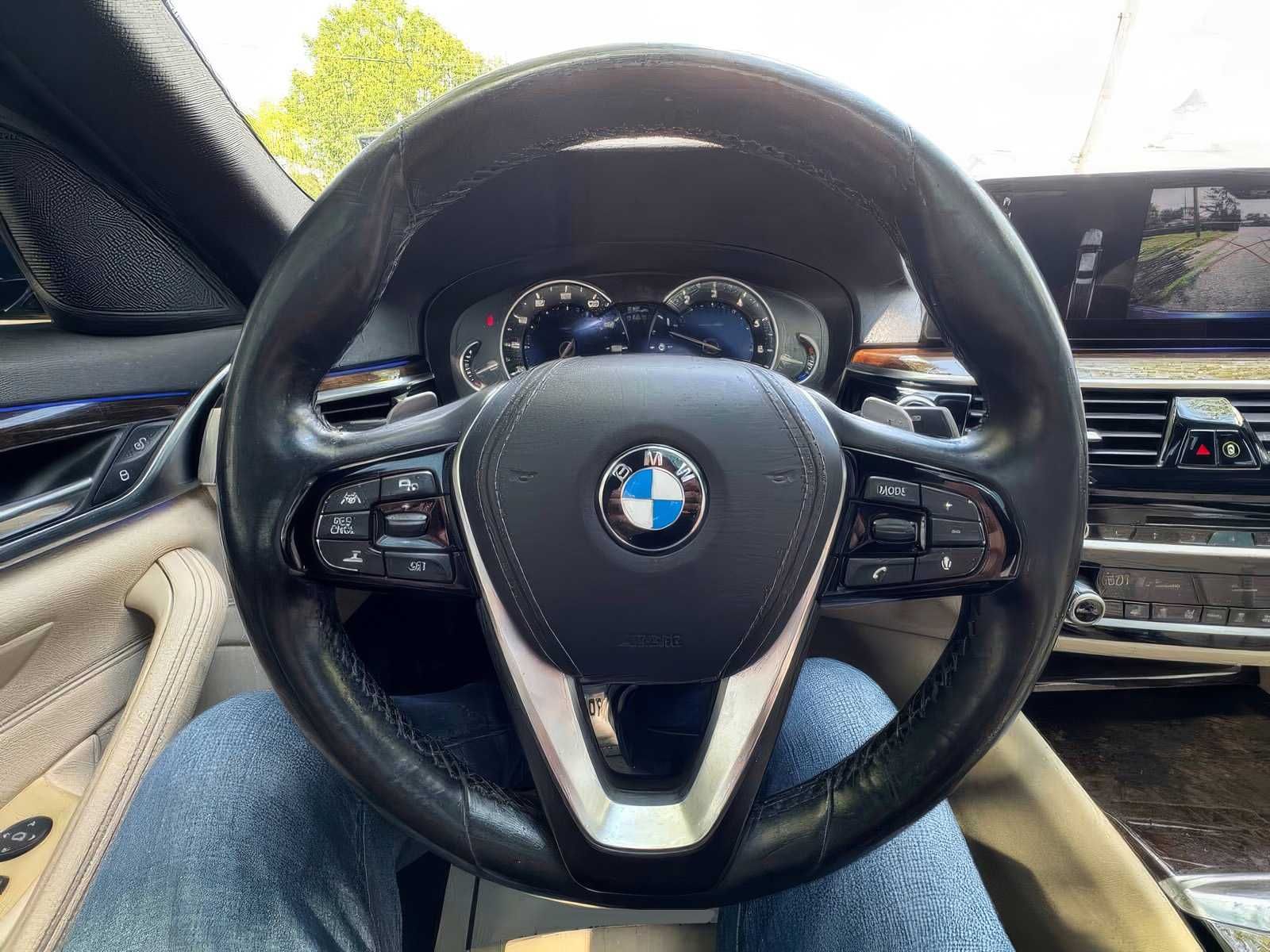 2018 BMW 5 Series 540i
