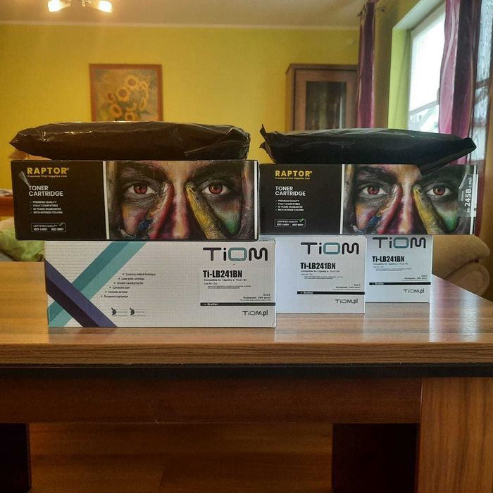 zestaw 7-częściowy (nowe tonery i bębny) Brother MFC-9340CDW