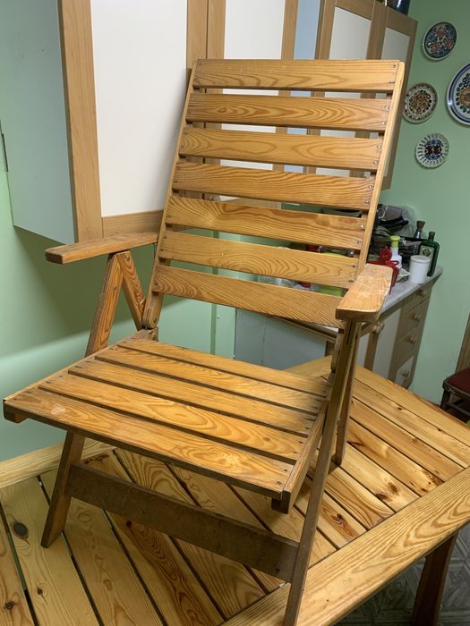 Stół ogrodowy z 4 rozkładanymi fotelami