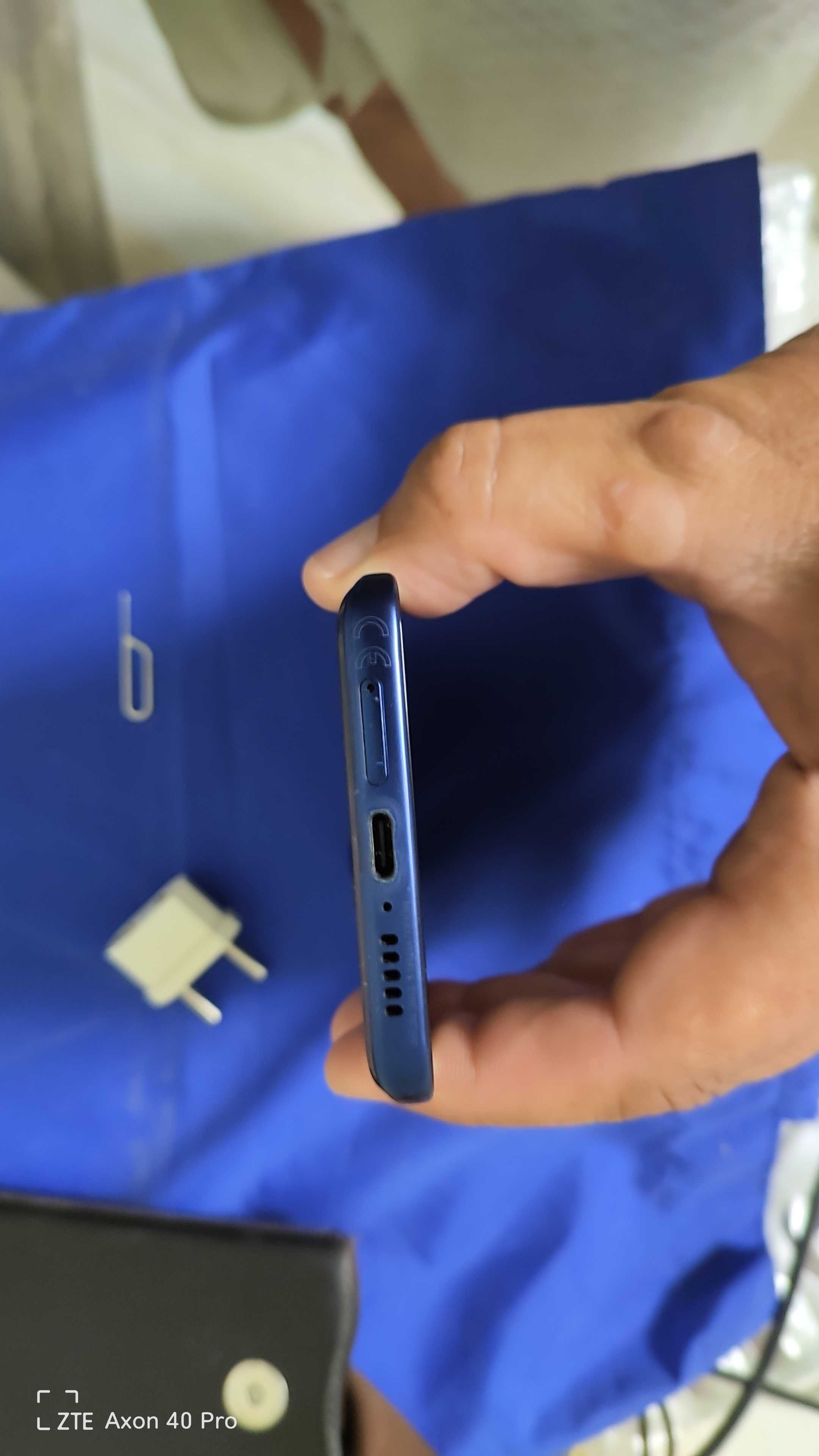 Продам новий телефон Moto EDGE 5G UW (2021)