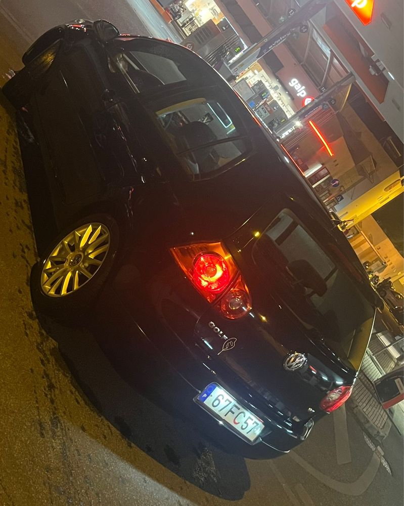 Vendo golf v sport com avaria  de motor