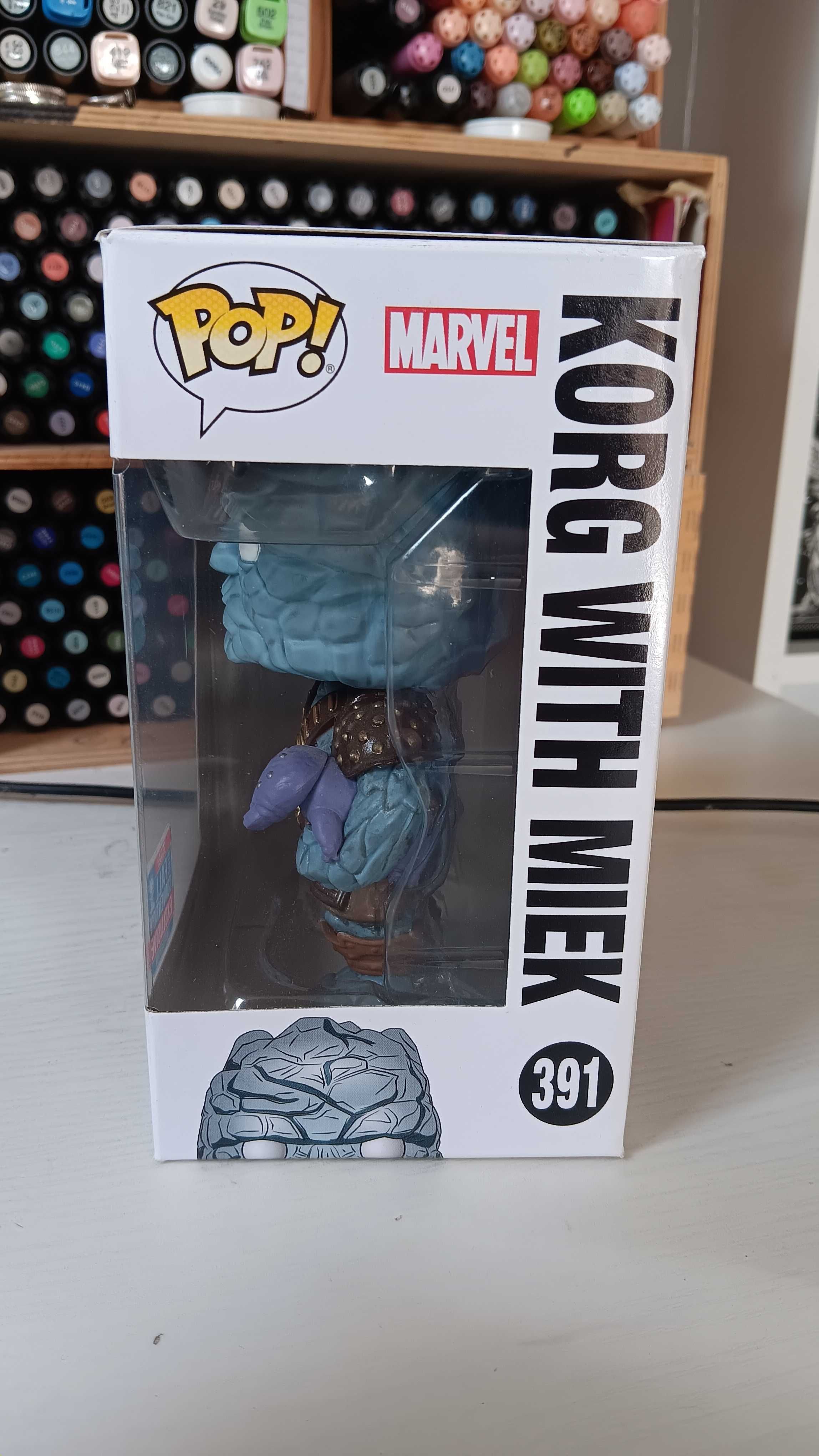 Funko pop thor Ragnarok Korg with Miek