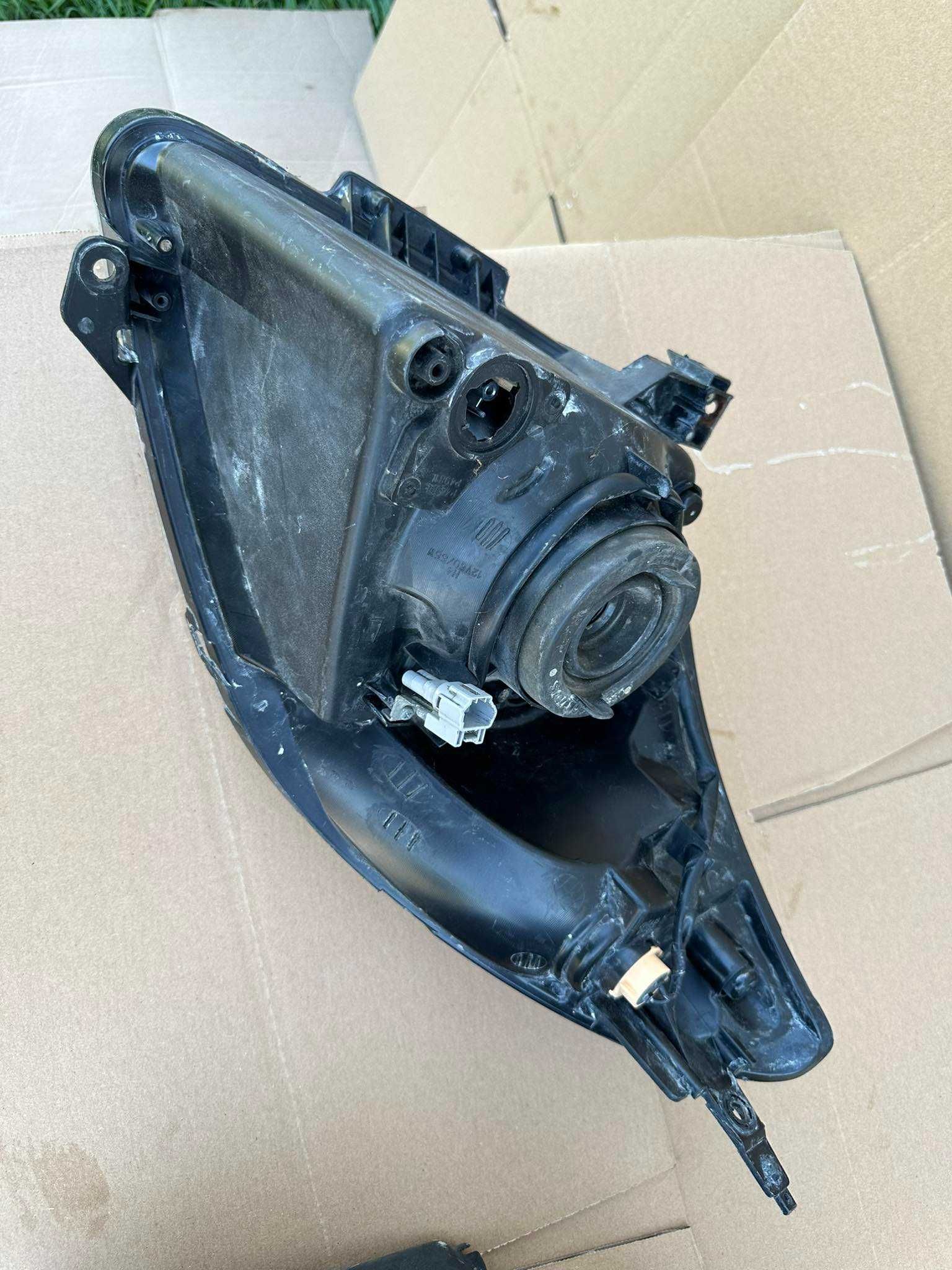 Suzuki Swift Mk6 lift 08- lampa prawa przednia/przód