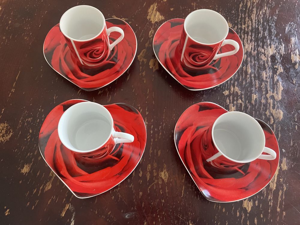 Conjunto de café em porcelana fina