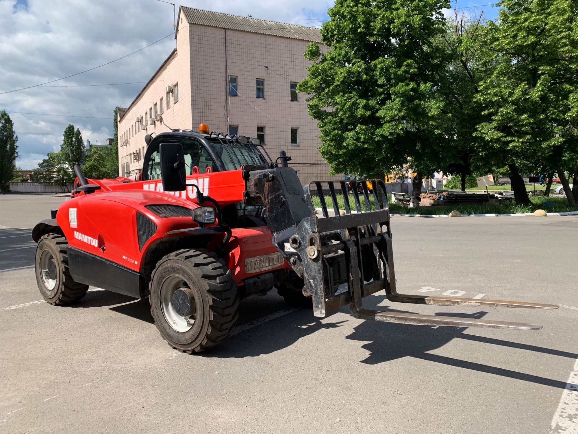 Телескопічний навантажувач MANITOU MT625 Телескопический погрузчик