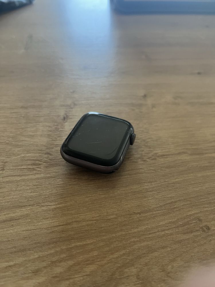 Apple watch 5 44mm cellular EKG