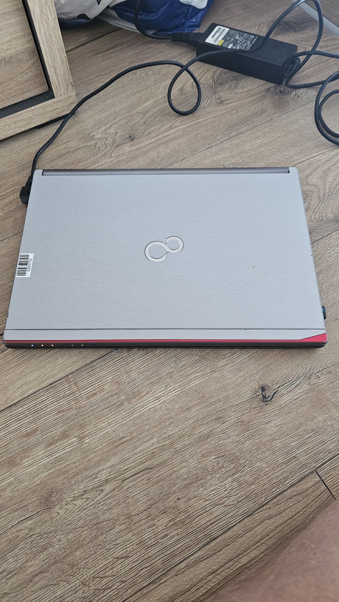 Laptop 13,3 całą Fujitsu