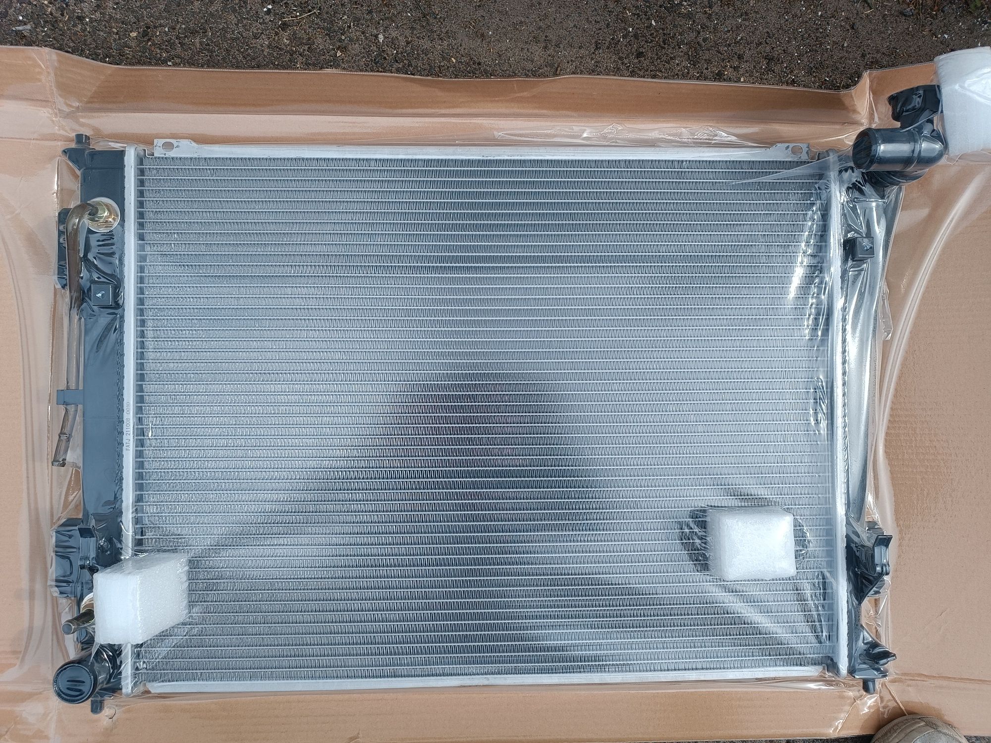 Радиатор Sonata lf yf 10-19г основной кондиционера Соната лф юф