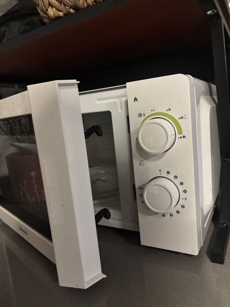 Microondas de 23L