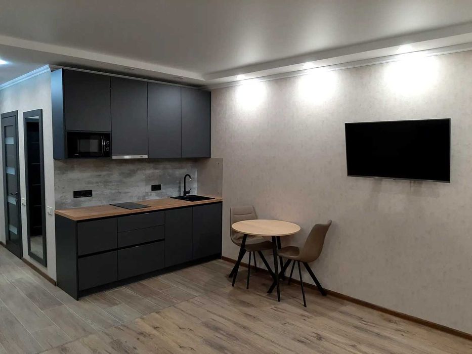 Топ продаж Зарічний Осокорська 2  метро Славутич Генератор