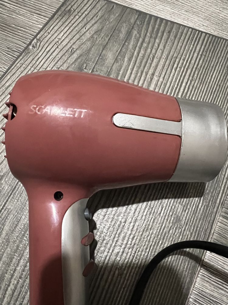 Фен б/у Skarlet