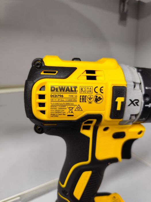DeWal DCD 796 безщітковий шуруповерт з ударом Деволт оригінал