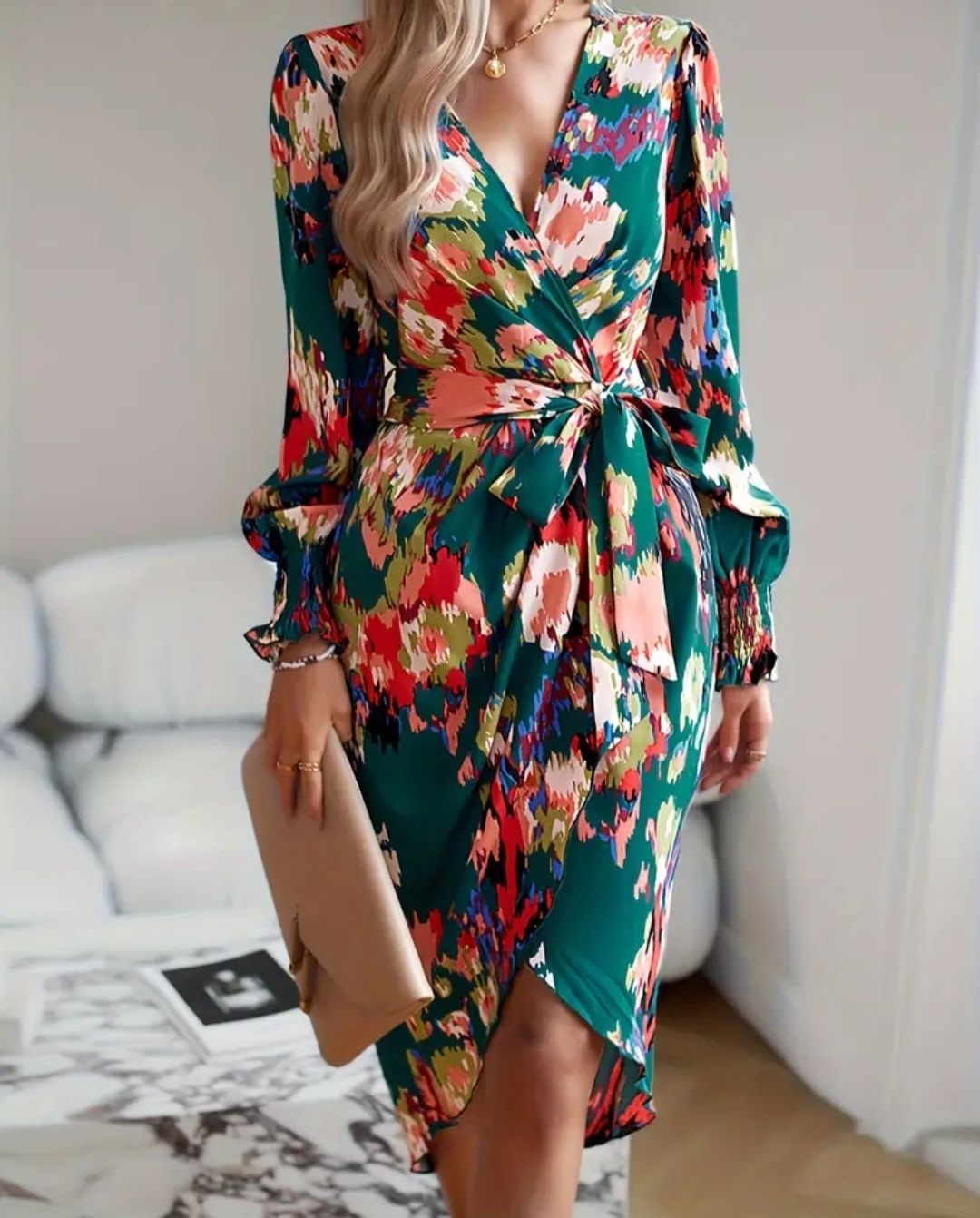 Piękna cudna elegancka sexy seksowna sukienka na każdą okazję chrzest
