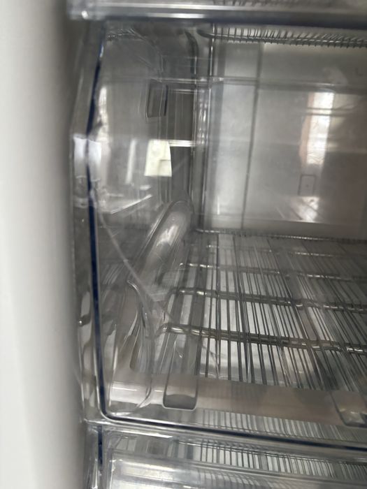 Морозильна камера Zanussi