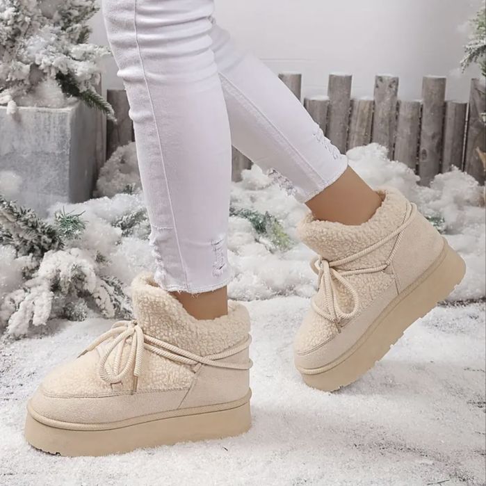 Місяцеходи жіночі молочні чорні 38р 38,5р 39р жіноче взуття