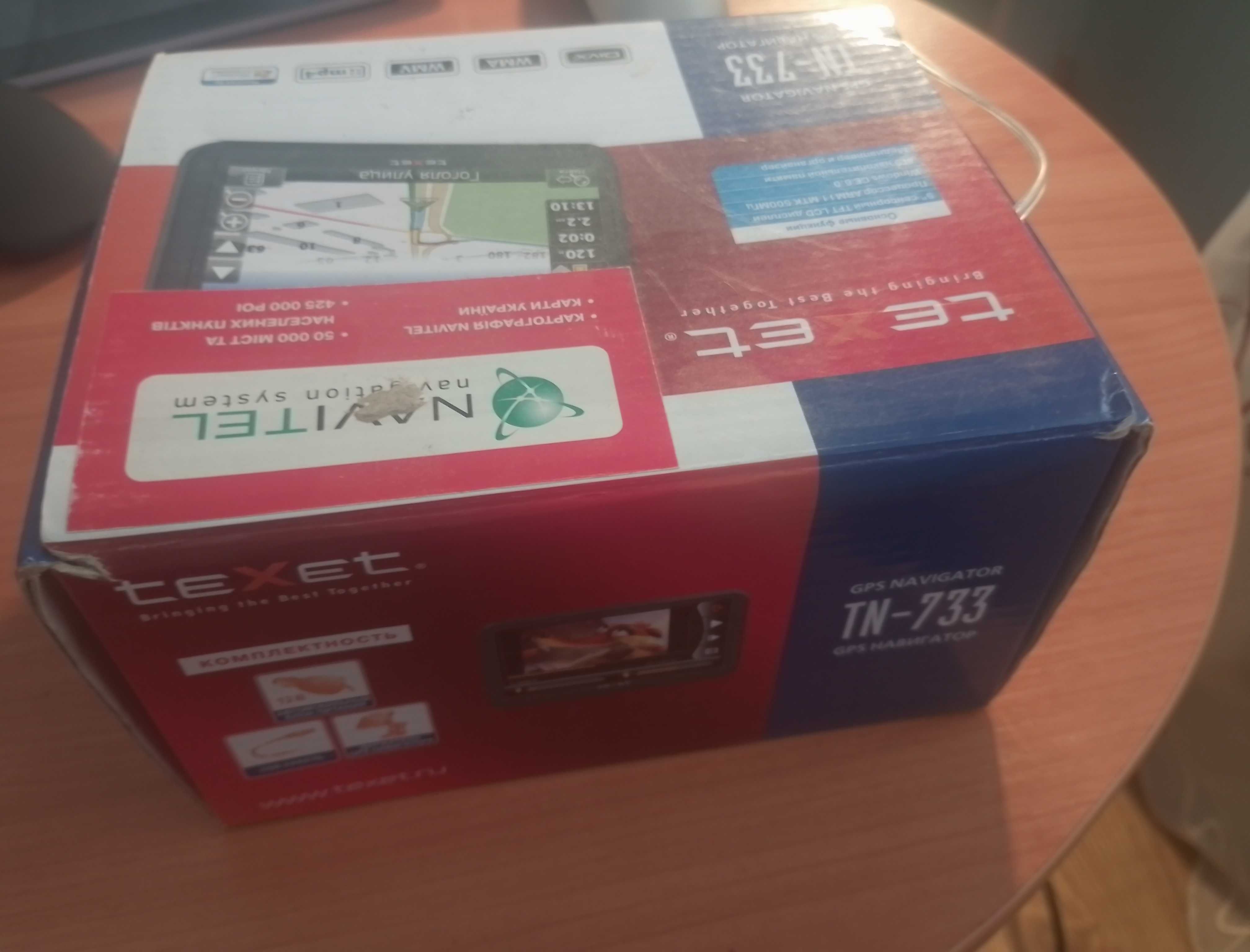 GPS-навігатор Texet TN-733 з діагоналлю 5.0 в гарному стані.