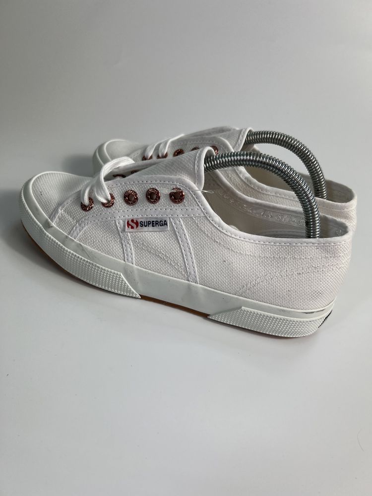 Nowe trampki damskie białe materiałowe Superga 37 outlet