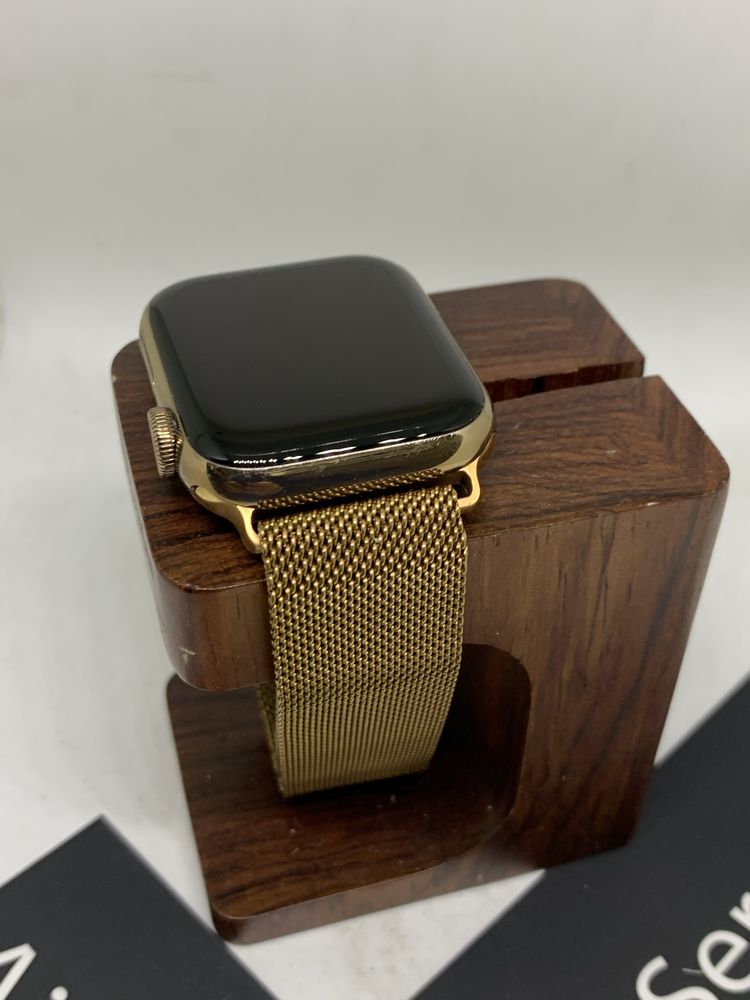 Оригінальні apple watch series  4 40 mm stainless steel