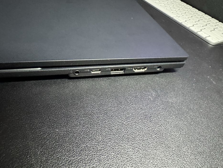 Asus vivobook 15 | Intel N100 | 4GB RAM | 128 gb m2 SSD