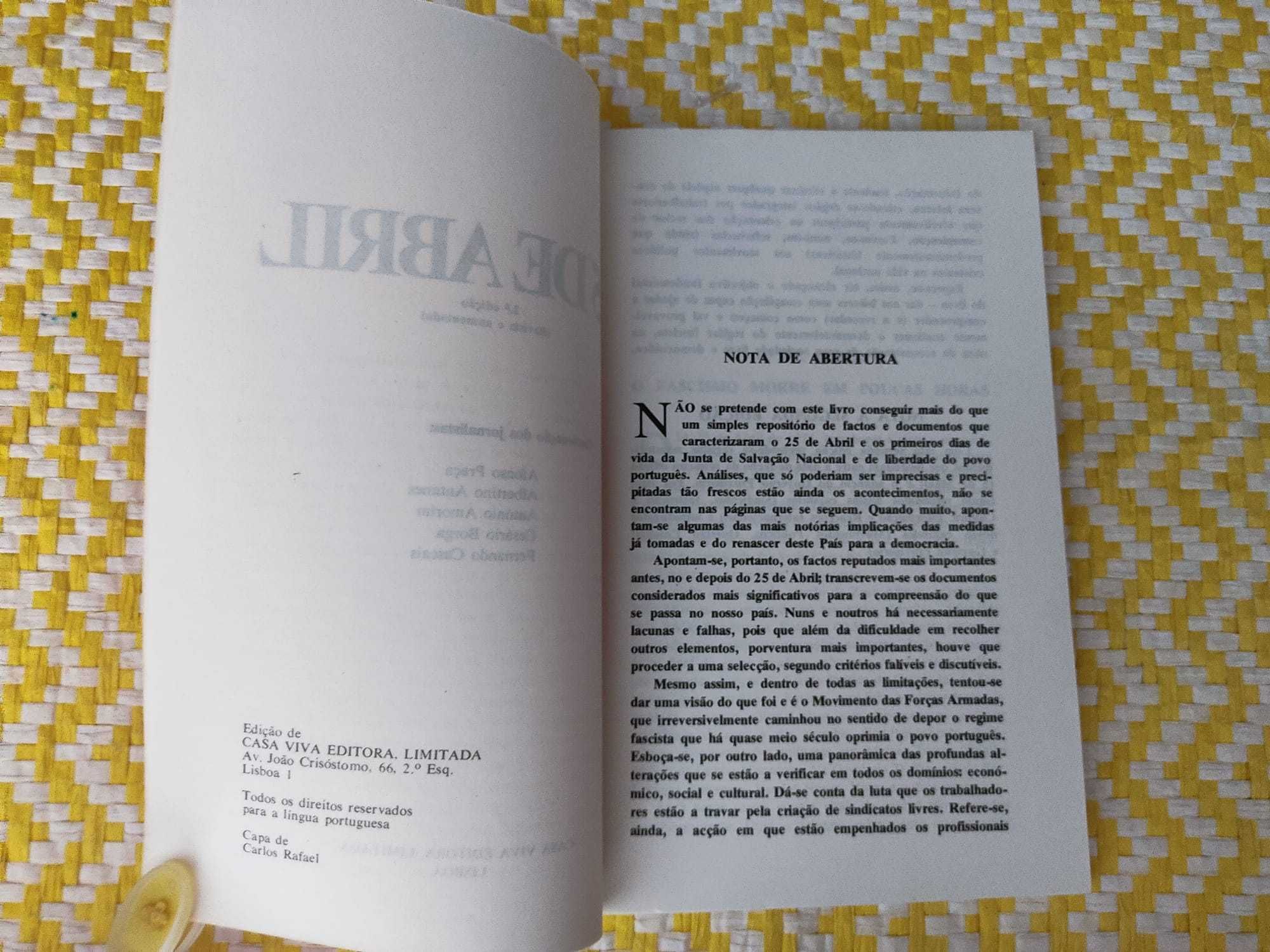 25 DE ABRIL - Documento -