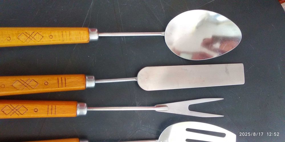 Столові прибори з дерев"яними ручками СРСР