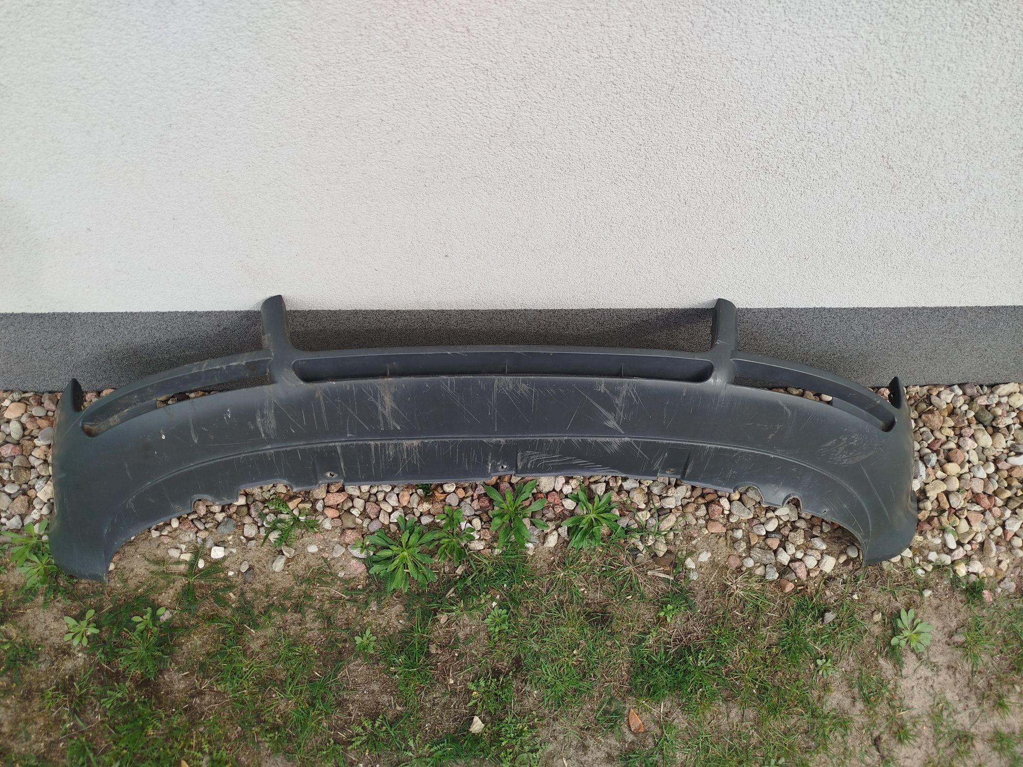 2 Dokładka spoiler spojler zderzaka przedniego A4 B6 Audi hokej