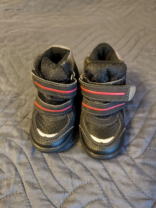 Zimowe buty kozaki śniegowce