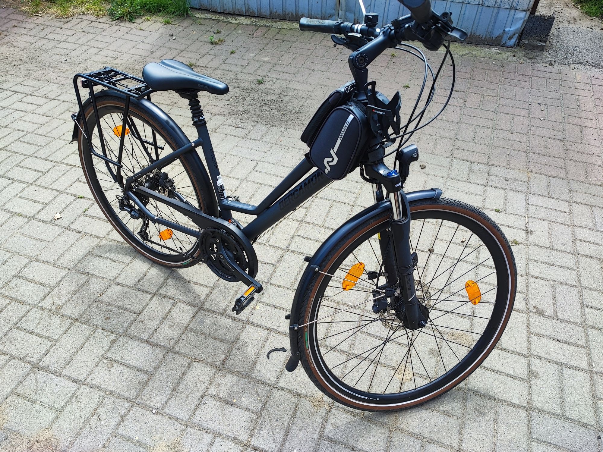 Rower trekkingowy damski Bergamont M , 3-letni