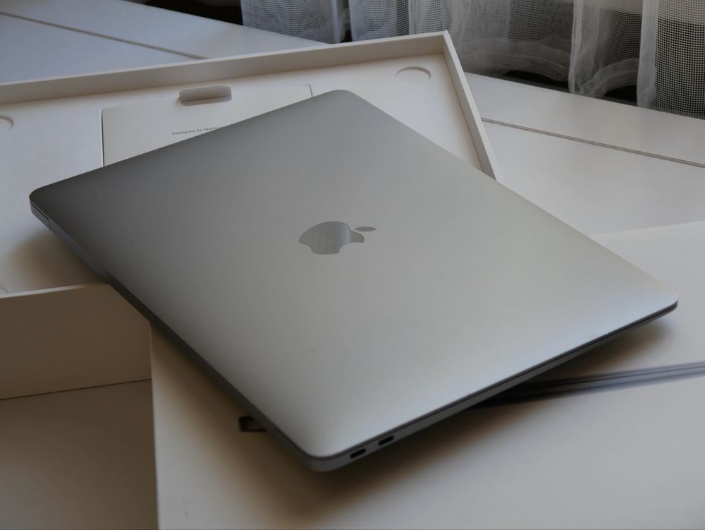 MacBook Air M1 16gb Ram | 256gb