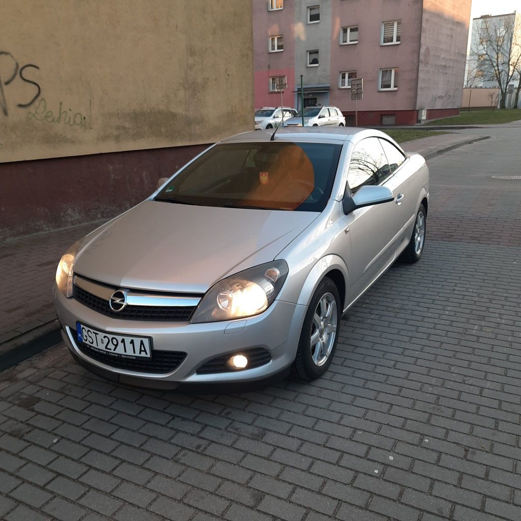 Opel Astra Cabrio 1.8 2006r.