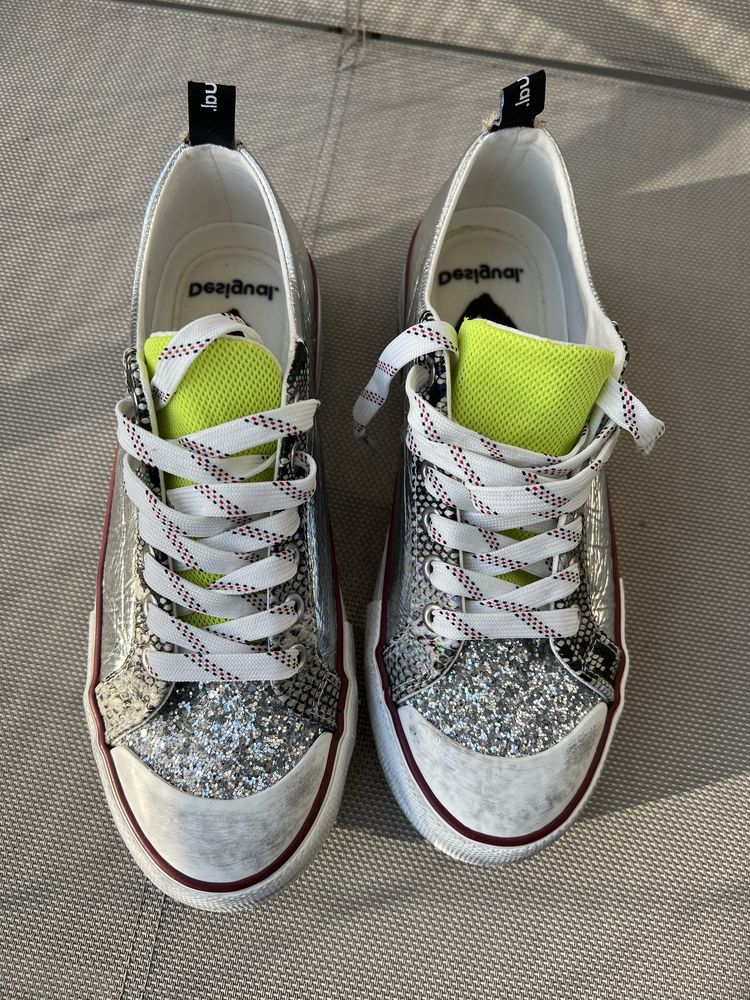 Tenis Desigual Silver