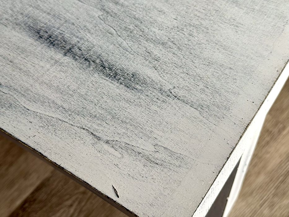 Banco rústico branco vintage fotografia criança