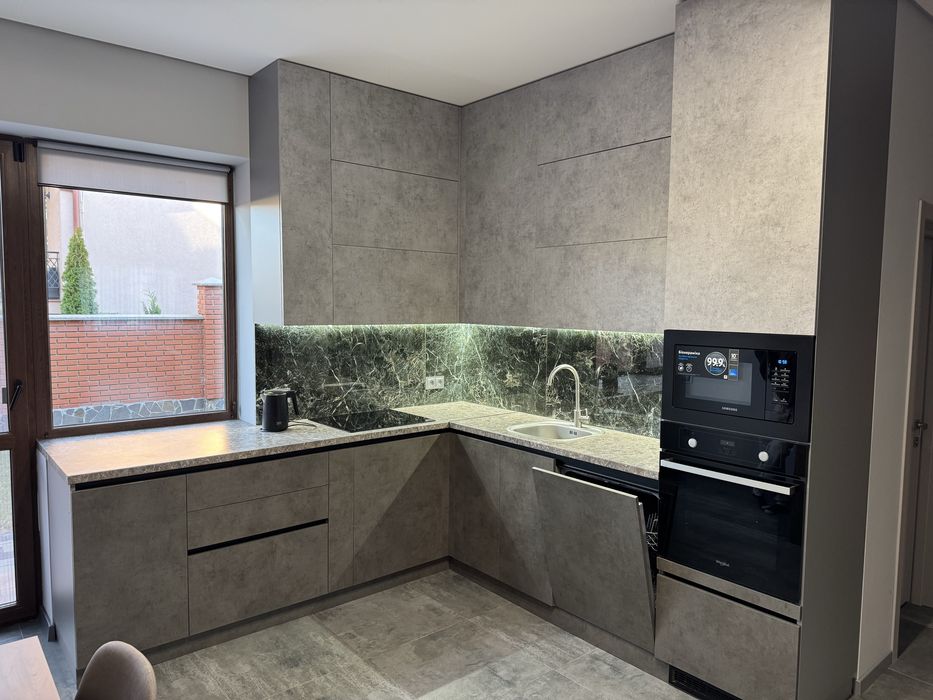 Оренда будинка (Таунхаус), Набережна