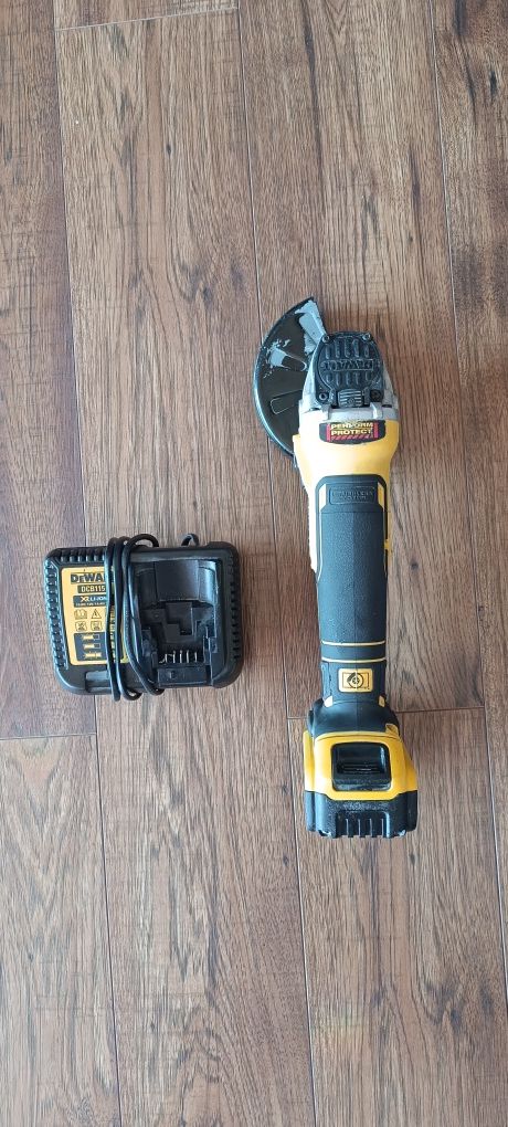 Szlifierka DeWalt dcg 405 Aku 5ah ładowarka