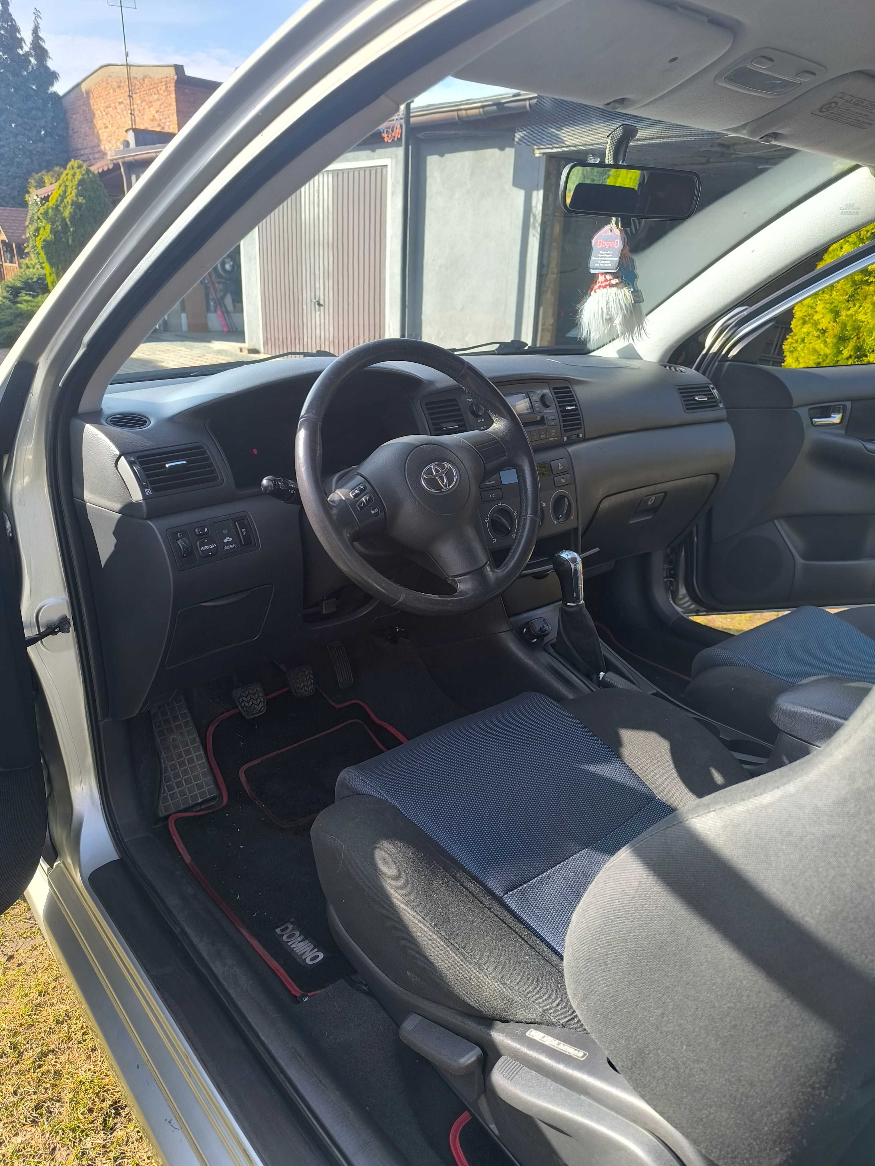 Toyota Corolla E12 2005r