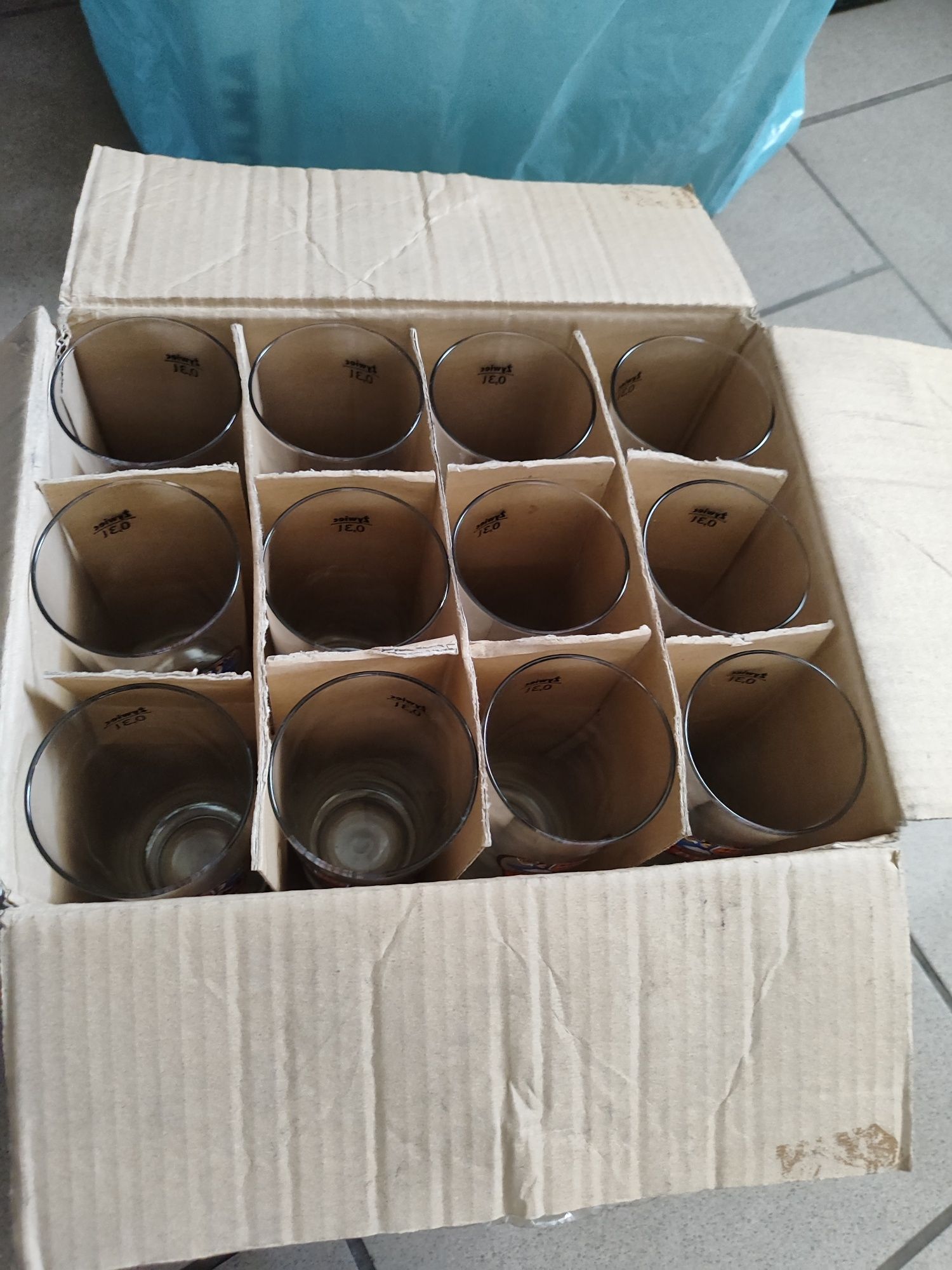 Szklanki do piwa 0.5 Warka Strong12 szt.Nogdy nie użyte.