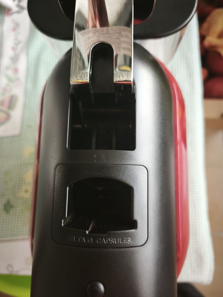 Máquina de Café Delta Qool