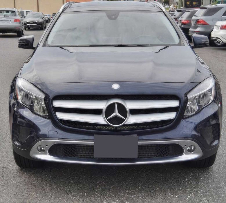 Mercedes-Benz GLA 250 4MATIC      2017