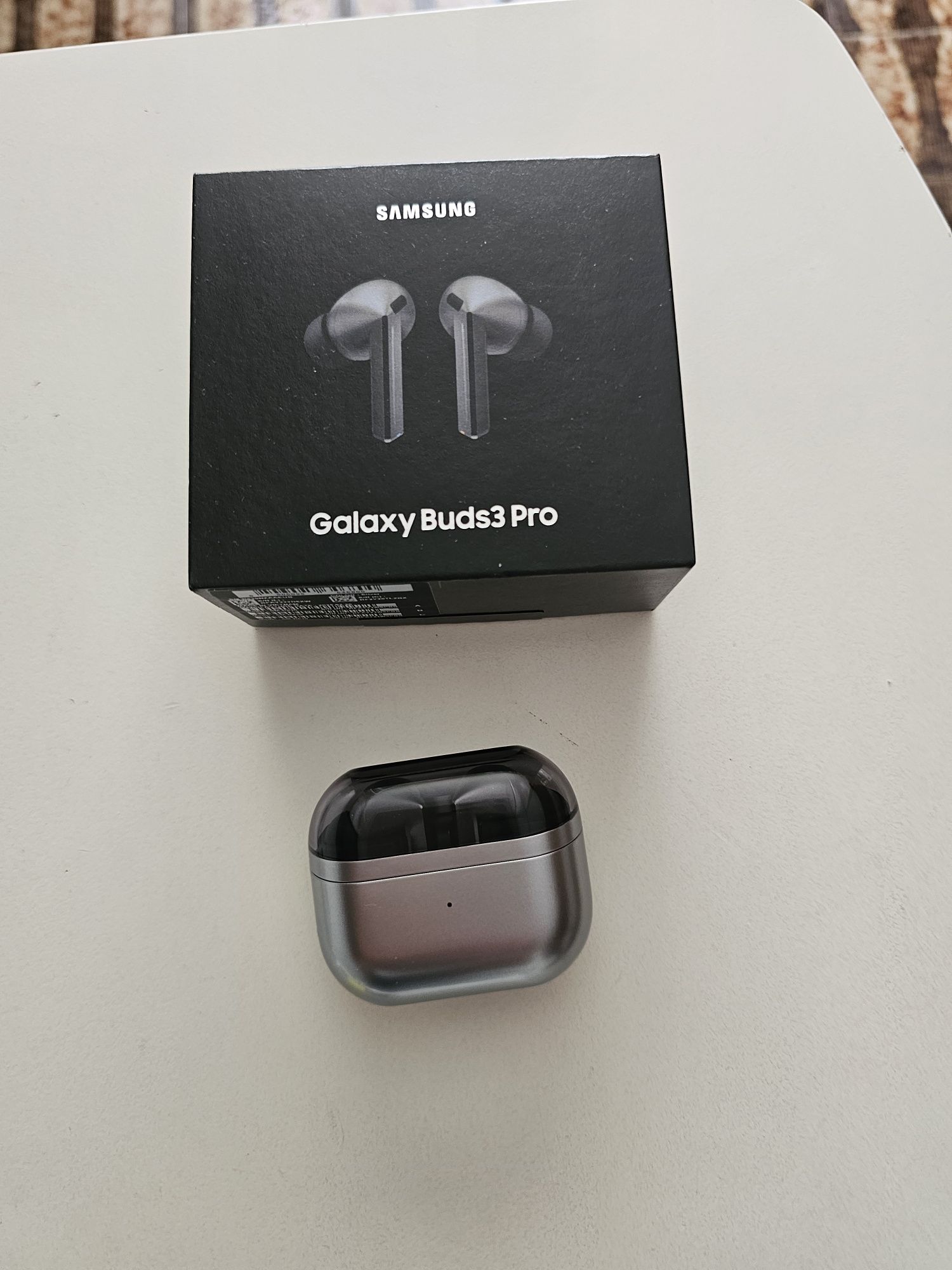 Samsung S23 Ultra 256GB + Galaxy Watch 6 LTE + Galaxy Buds 3 Pro