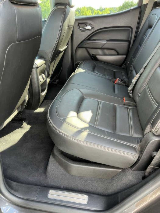 GMC Canyon AT4 Crew Cab      2021