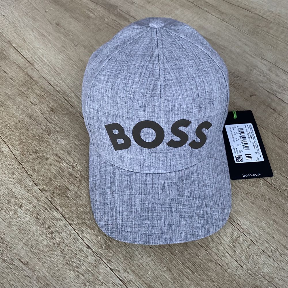 Летняя кепка BOSS , Hugo Boss. Оригинал !