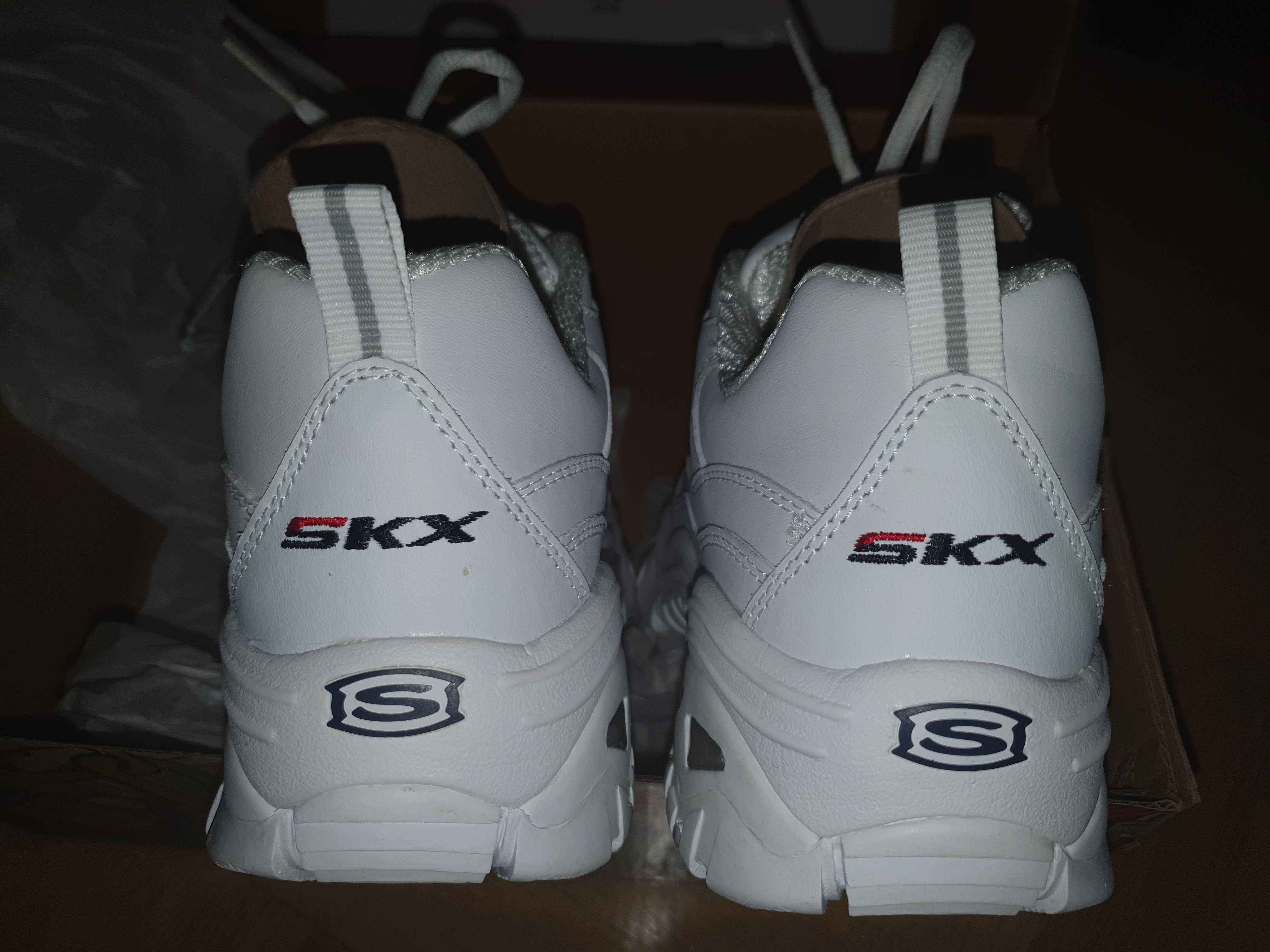 Кросівки Skechers Energy-Timeless Vision kw5146